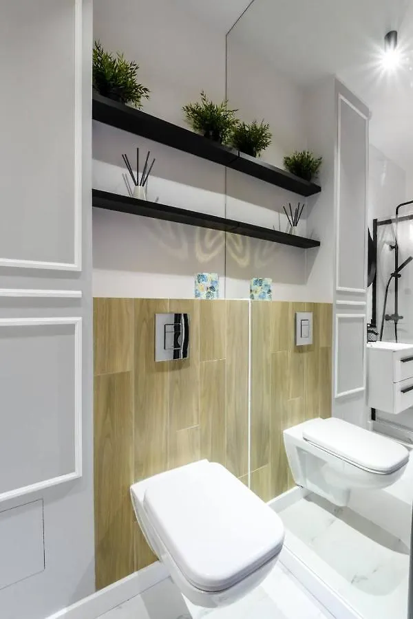 Andersa 10 by Homeprime Warszawa Polen